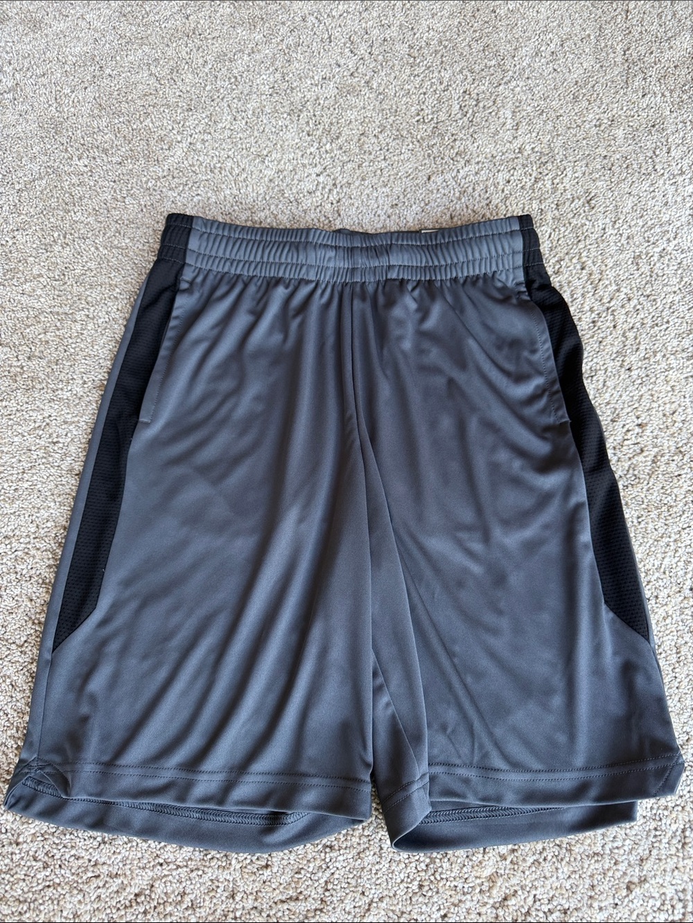 Gray Men's Athletic Mesh-Panel Shorts Size S NWT